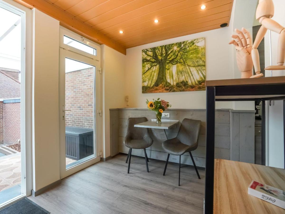 Terraced House In Kerkrade With A Garden Villa ภายนอก รูปภาพ