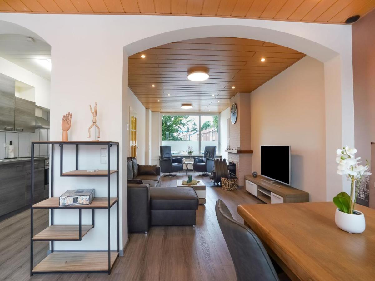 Terraced House In Kerkrade With A Garden Villa ภายนอก รูปภาพ